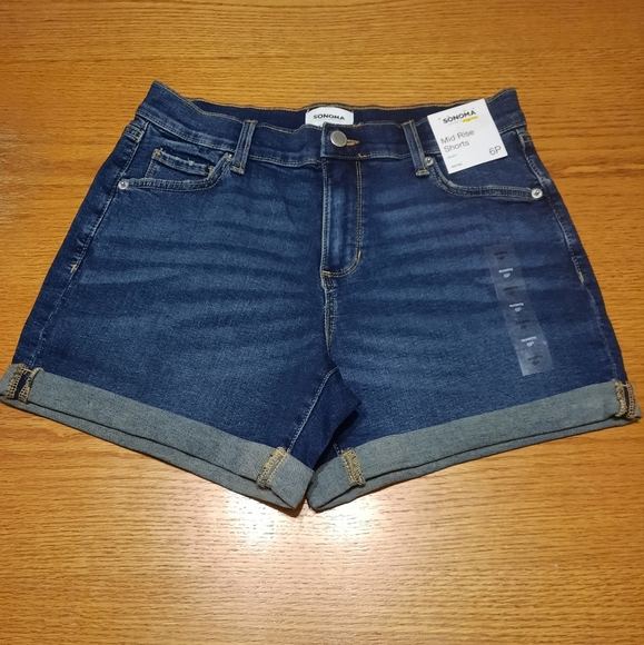 NWT Sonoma Size 6 Petite Mid Rise Cuffed Shorts - Picture 1 of 5